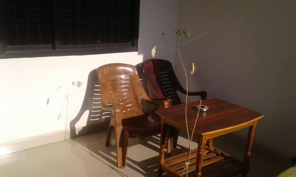 Shanti Guest House 阿姆波尔 外观 照片