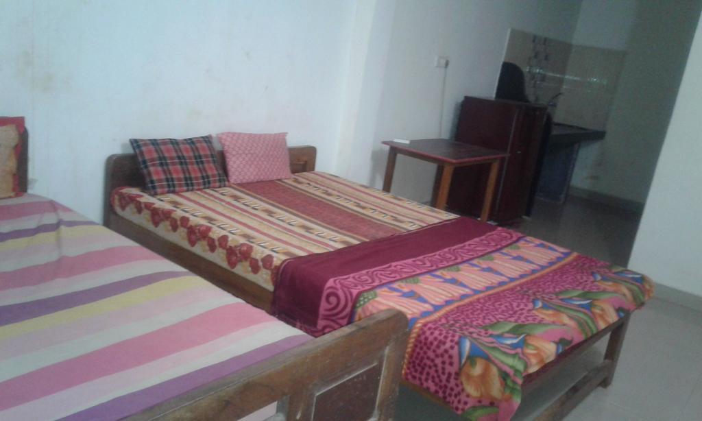 Shanti Guest House 阿姆波尔 外观 照片